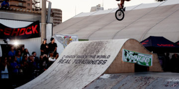 TUCK NO HANDER<br/>PHOTO：Hikaru Funyu