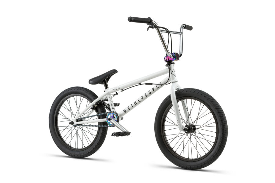 wethepeople-2018-VERSUS-glossy-white-45_front wethepeople-2018-VERSUS-glossy-white-45_front